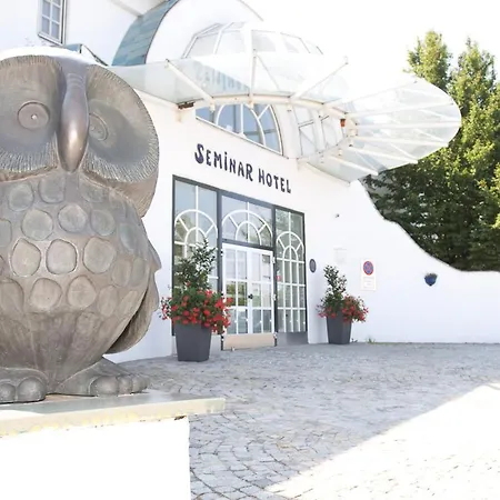 Seminarhotel Отель