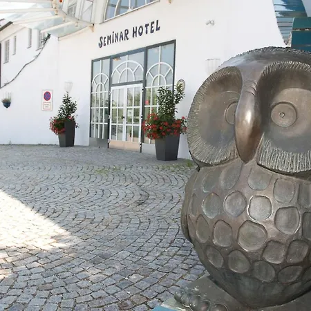 Отель Seminarhotel 3*