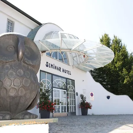 Отель Seminarhotel Goettlesbrunn