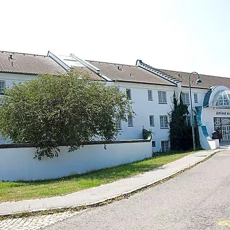 Seminarhotel 3* Göttlesbrunn